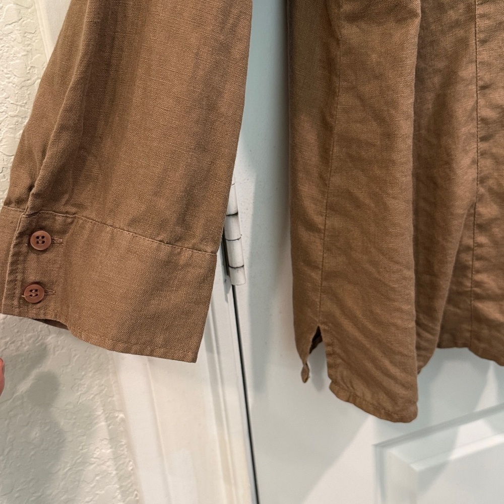 Chaus Brown Linen Button-down Shirt - Picture 5 of 11